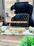 تحفه مضيئة للمهنة مع حفر الاسم 3